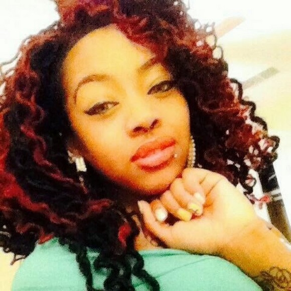 Meet your Posher, Maxwell - Picture 1 of 1